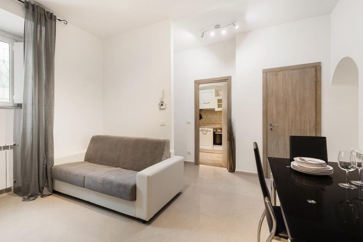 Moderno Nel Cuore Di * Roma